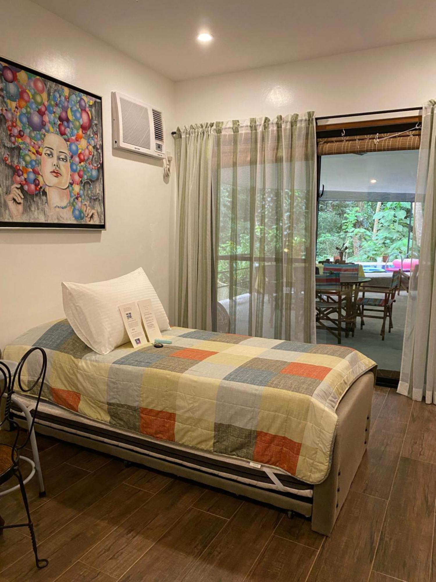 Balai Benedicere Bed & Breakfast Bacnotan エクステリア 写真