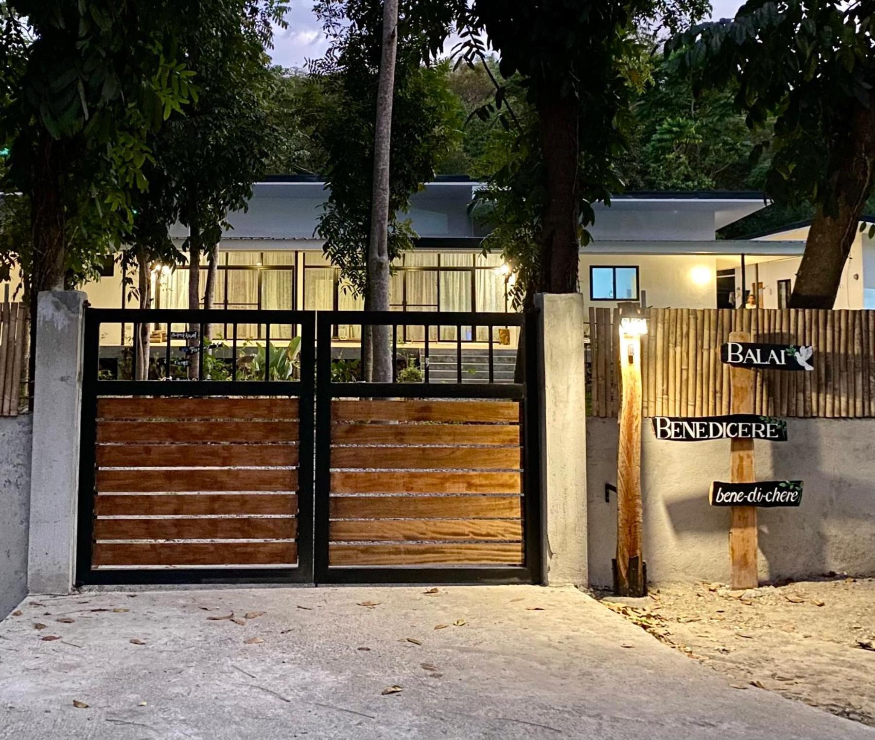 Balai Benedicere Bed & Breakfast Bacnotan エクステリア 写真